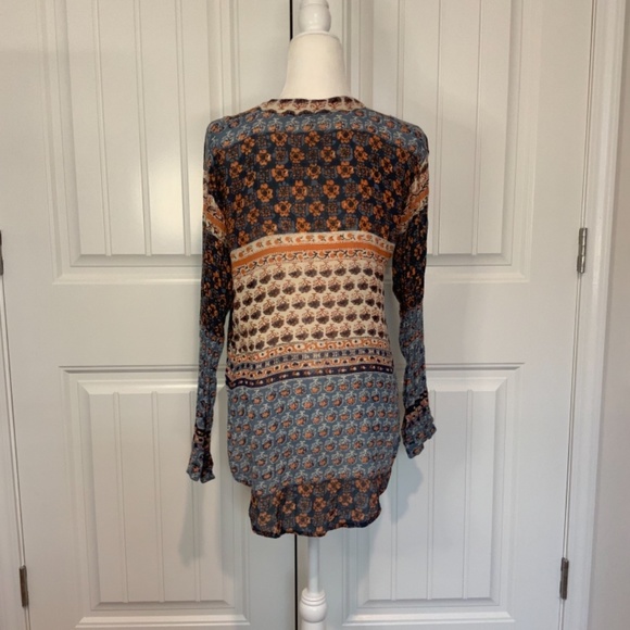 Free People Button-down graphic shirt - Picture 2 of 6